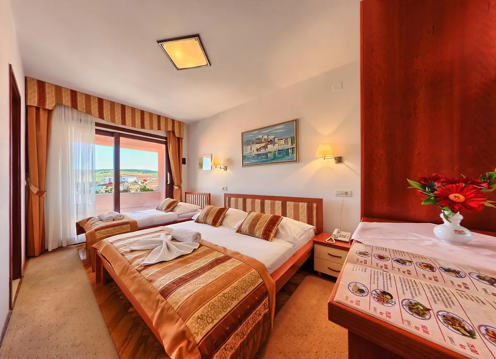 Hotel Trogirski Dvori  Trogir